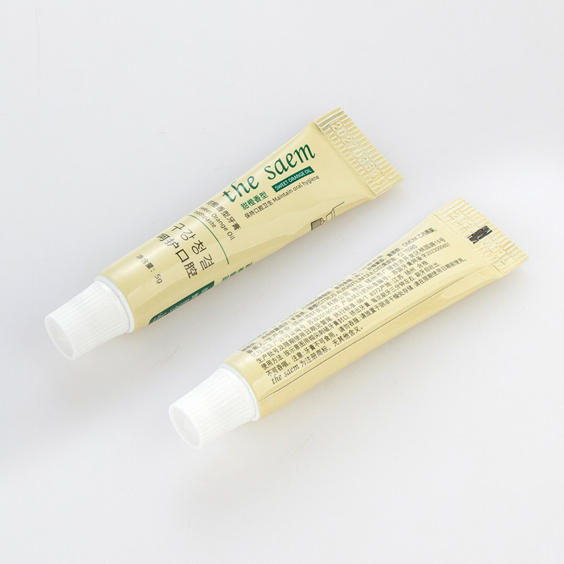 桔子酒店同款一次性小牙膏