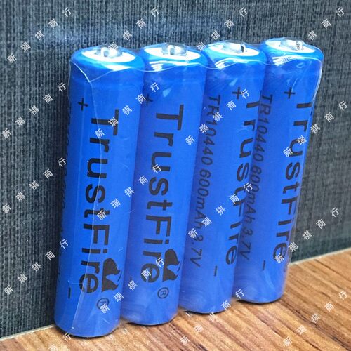 3.7V7号充电10440电池600mah