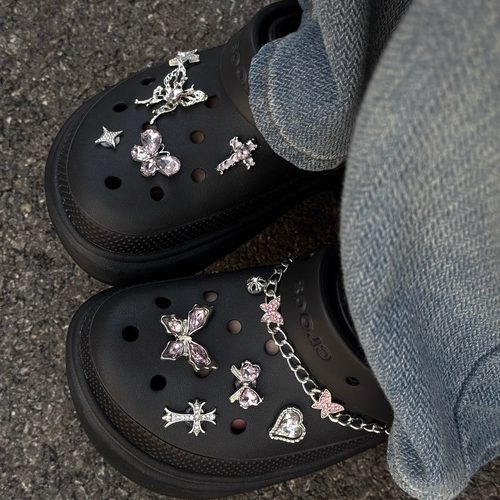 粉蝶梦境洞洞鞋鞋花水钻蝴蝶结合金鞋扣适配crocs卡洛驰链条配件