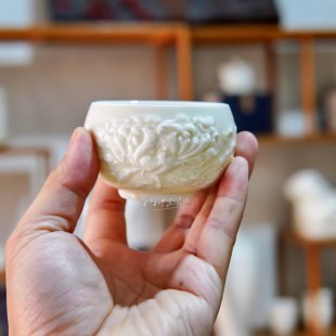 曲阳秋鸿定瓷茶具茶杯定窑白釉牡丹杯主人杯高温烧制中式现代风格