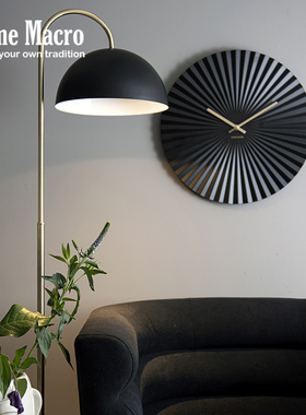 荷兰KARLSSON黑色Sensu挂钟北欧风简约现代个性创意客厅金属时钟