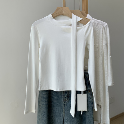 纯色斜肩上衣女早春韩系穿搭白色针织衫露肩蝴蝶结外穿棉质打底衫