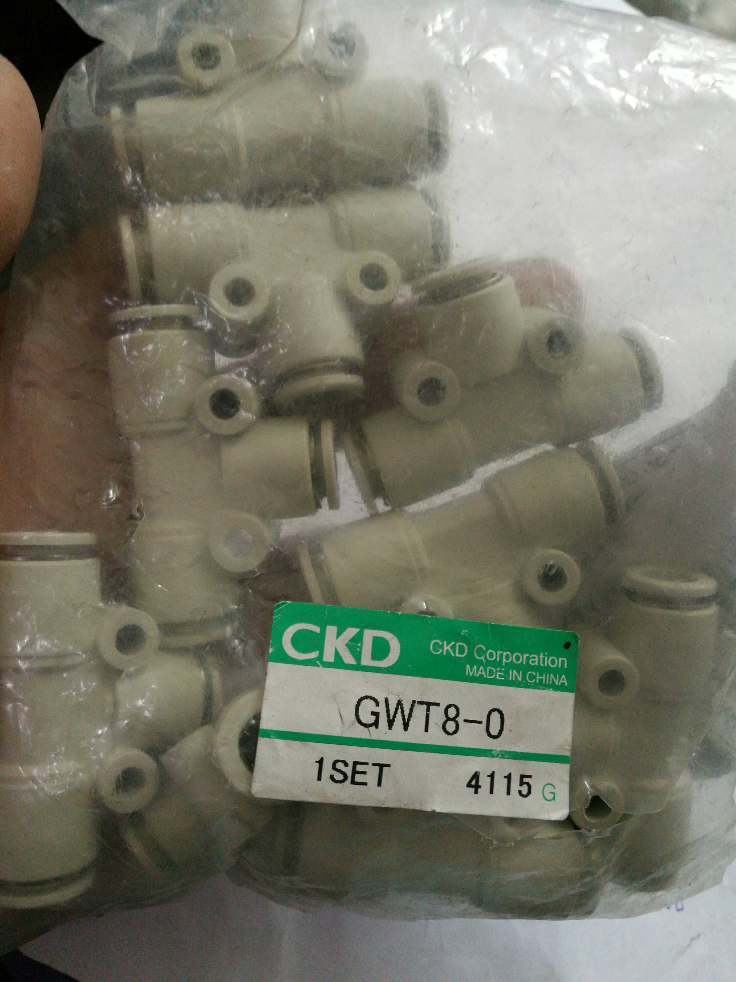 原装日本CKD  GWT8-0正三通接头，现货出售