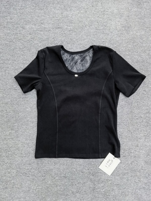 2026新款短袖圆领针织春夏季T恤女打底衫蕾丝拼接洋气修身上衣