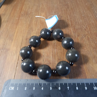 3814号 新疆哈密灰黑色泥石手链 18.5mm