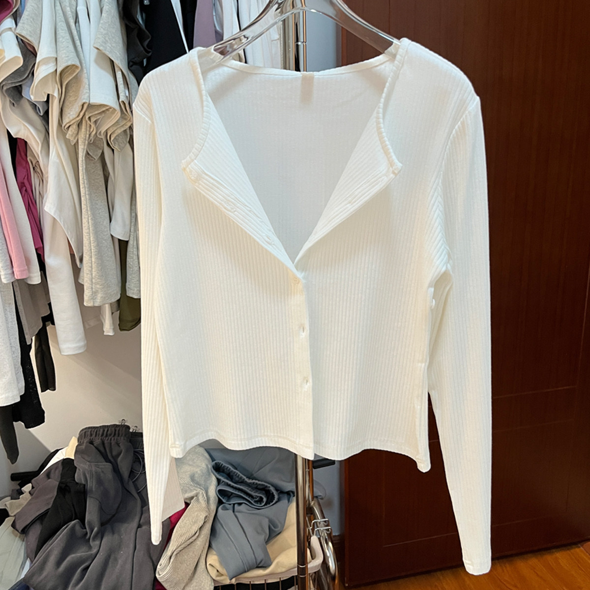 小香风外搭针织开衫女秋季新款显瘦百搭长袖上衣女白色气质小外套