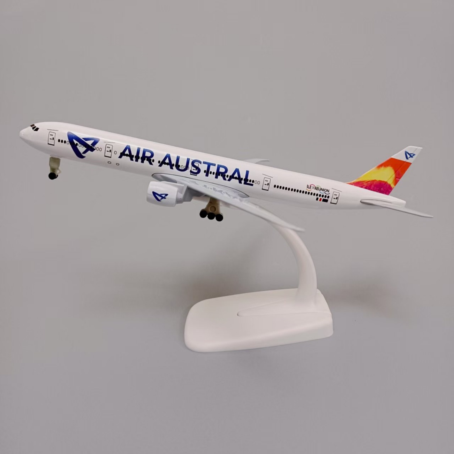 带起落架19cm留尼汪航空AUSTRAL波音机B777合金仿真飞机模型金属