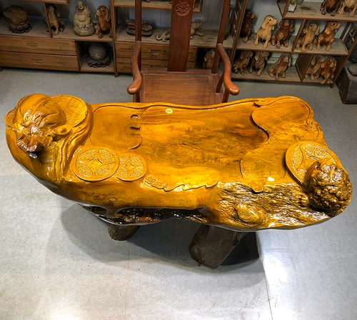 Корнеодичный чайный стол