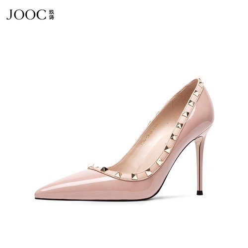玖诗尖头铆钉高跟鞋女
