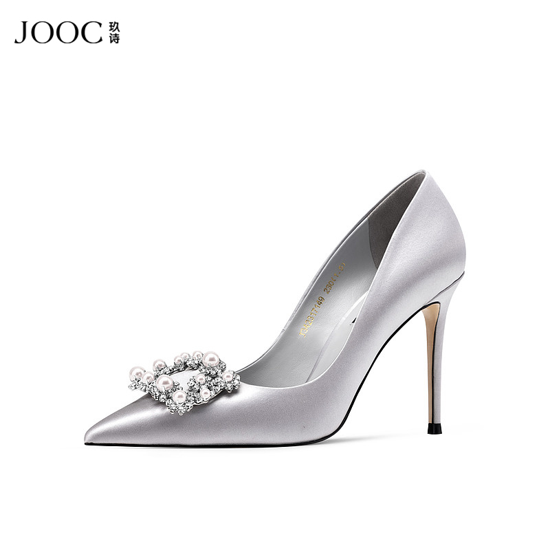 JOOC/玖诗尖头高跟鞋珍珠方扣