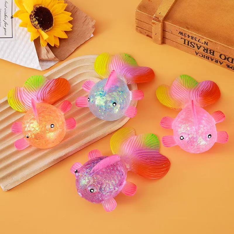 麦芽糖小金鱼解压捏捏玩具发泄球