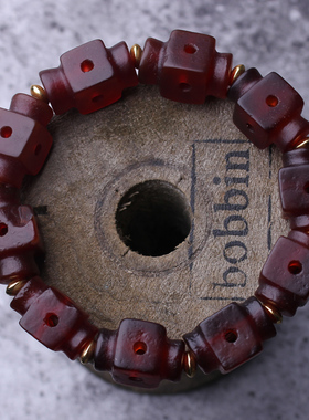 天然老红玛瑙手链雕刻个性独特镂空单圈手串男女款把玩件水晶饰品