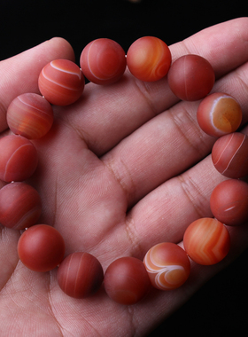 马达加斯加缠丝玛瑙手串