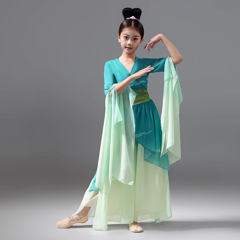 新款儿童汉服古典舞演出服飘逸汉元素中国风扇子舞上春山表演服饰