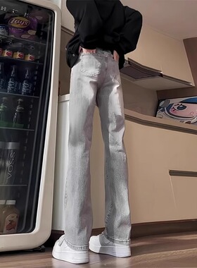 烟灰色微喇弯刀牛仔裤男春秋新款美式高街修身潮牌穿搭直筒喇叭裤