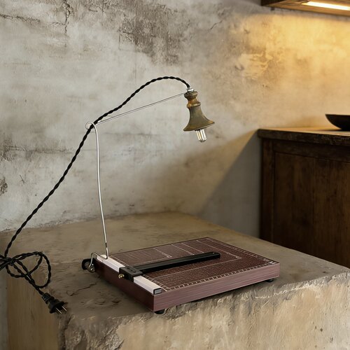 中古日系诧寂泡茶室道具复古金属手工做旧器具咖啡厅喇叭裁纸台灯