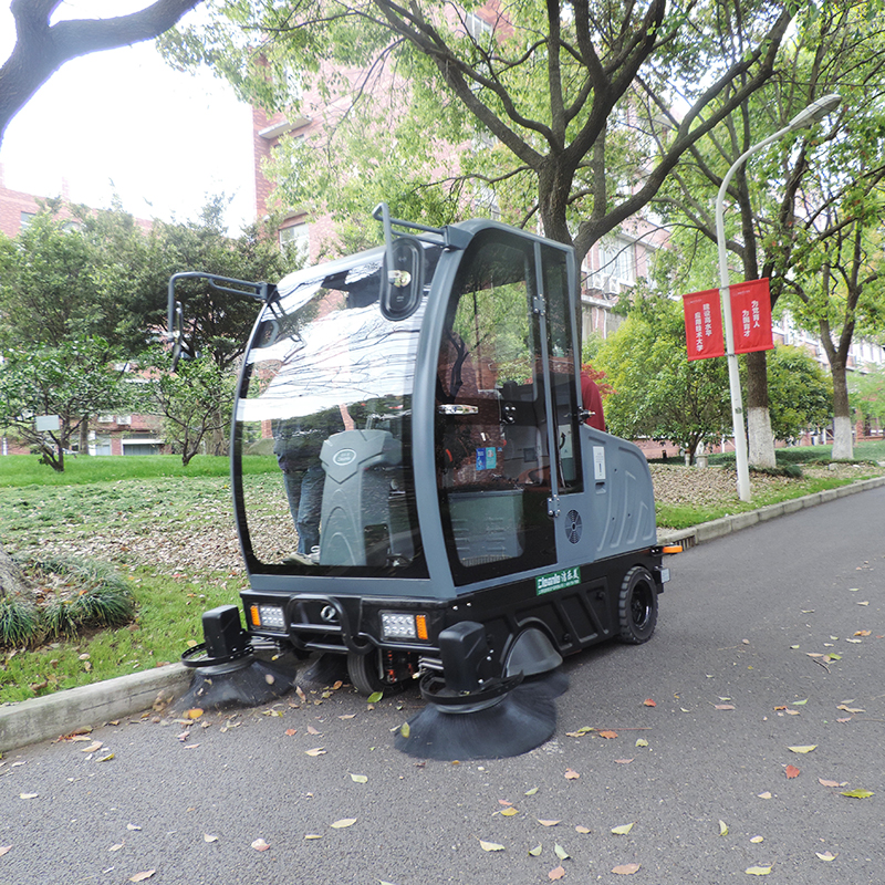 上海全封闭扫地机KM-V5物业小区园区环卫清扫车建筑工地吸尘车48V