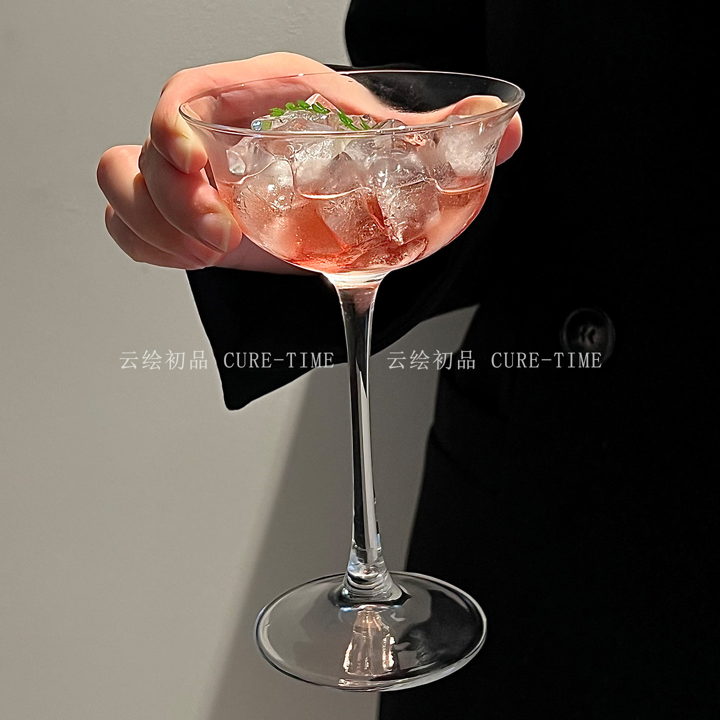 古典马提尼马天尼鸡尾酒三角杯玻璃酒杯水晶高脚杯香槟酒吧杯杯子