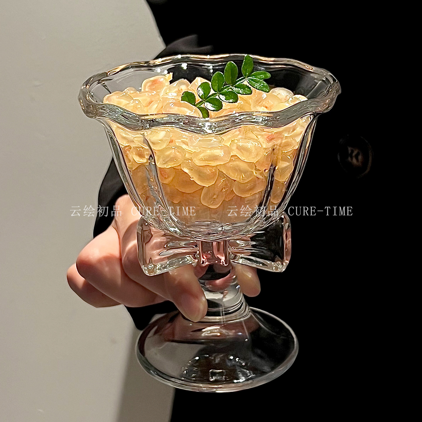 高颜值蝴蝶结高脚杯子