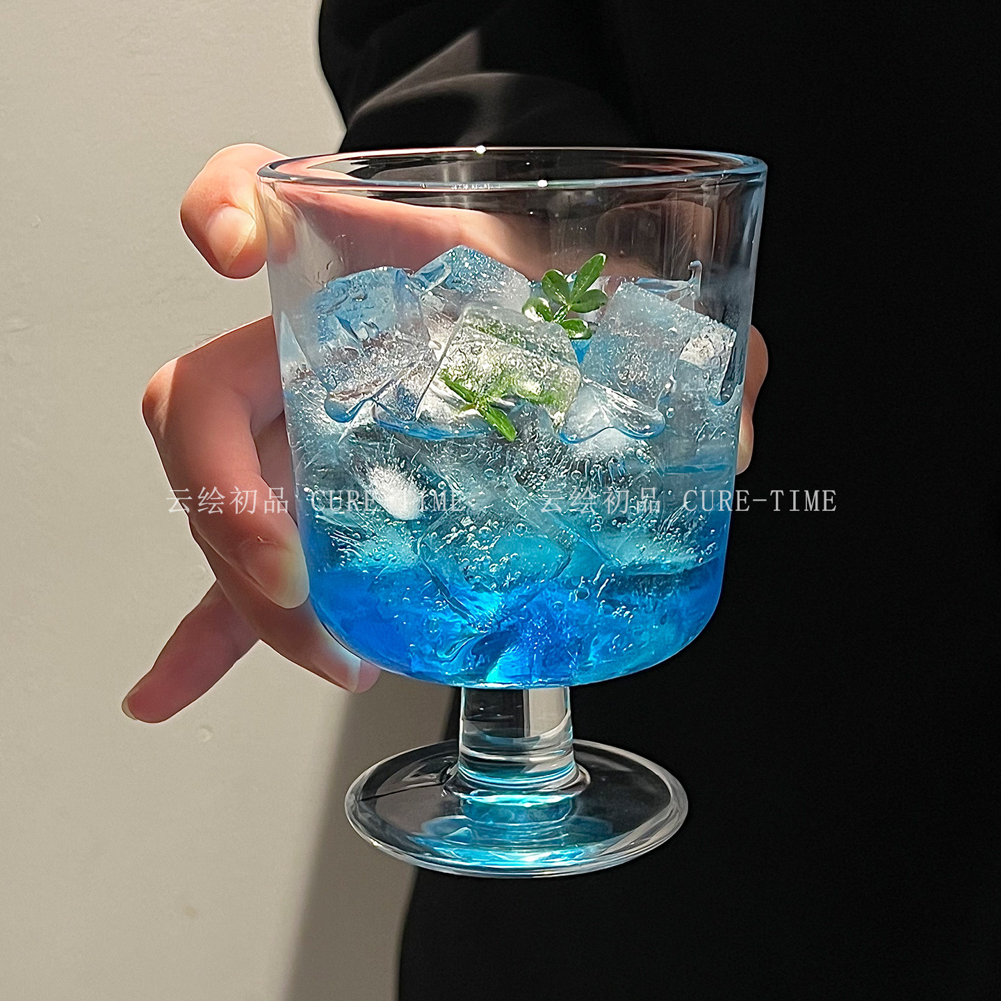 玻璃鸡尾酒杯创意甜酒杯