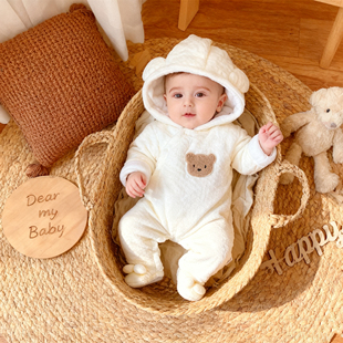 秋冬婴儿衣服0一6月连体衣男女宝宝外出服带帽包脚爬服66码 3个月