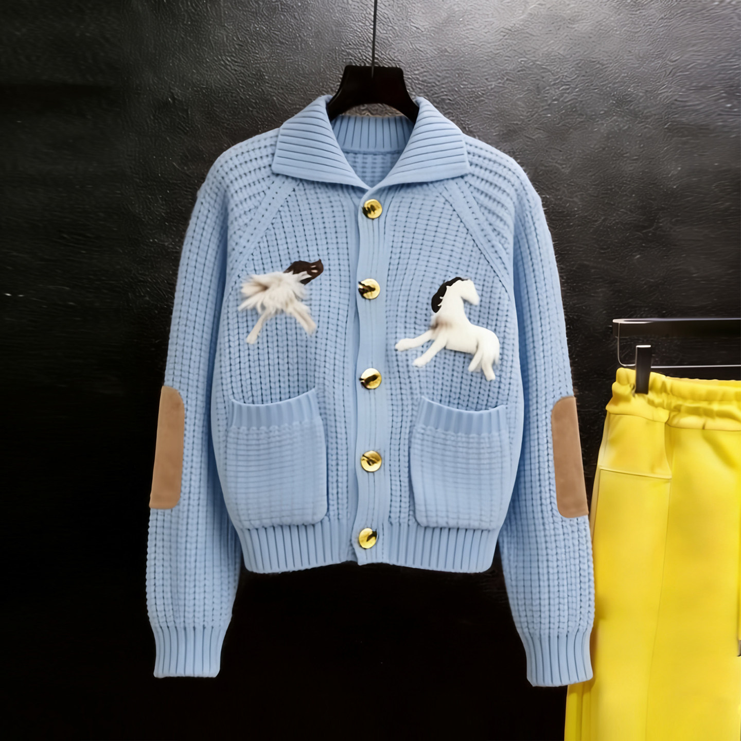 冬季新款卡通提花翻领毛衣外套