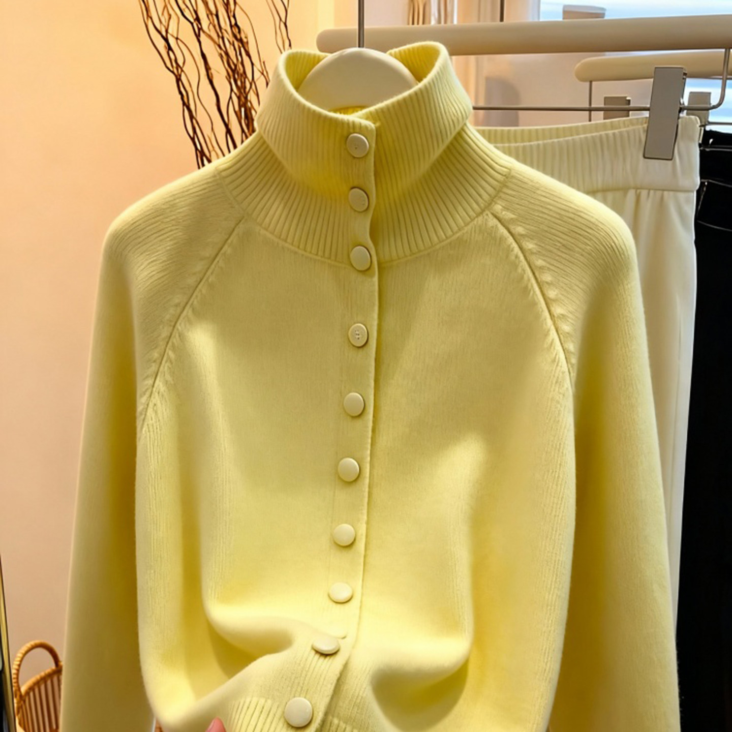 2025秋冬季新款法式温柔风高领针织开衫女黄色减龄显瘦毛衣上衣潮,女装/女士精品,大码内搭,淘宝优惠券,粉丝福利购,淘宝优惠卷