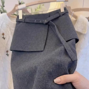 通勤高级设计款毛呢高领半身裙子女2026早春季新款中长款直筒裙子