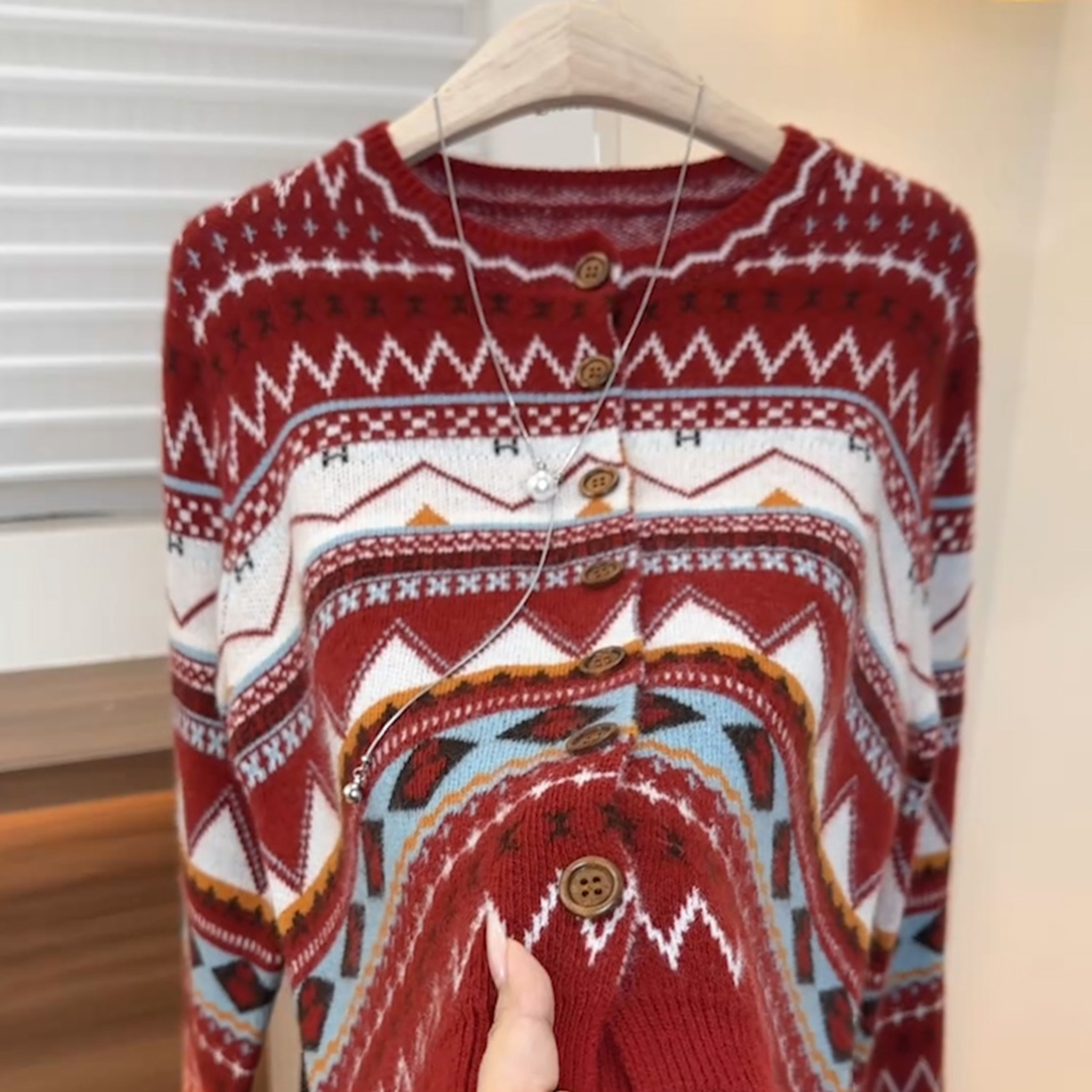 秋冬费尔岛风提花圆领针织开衫女