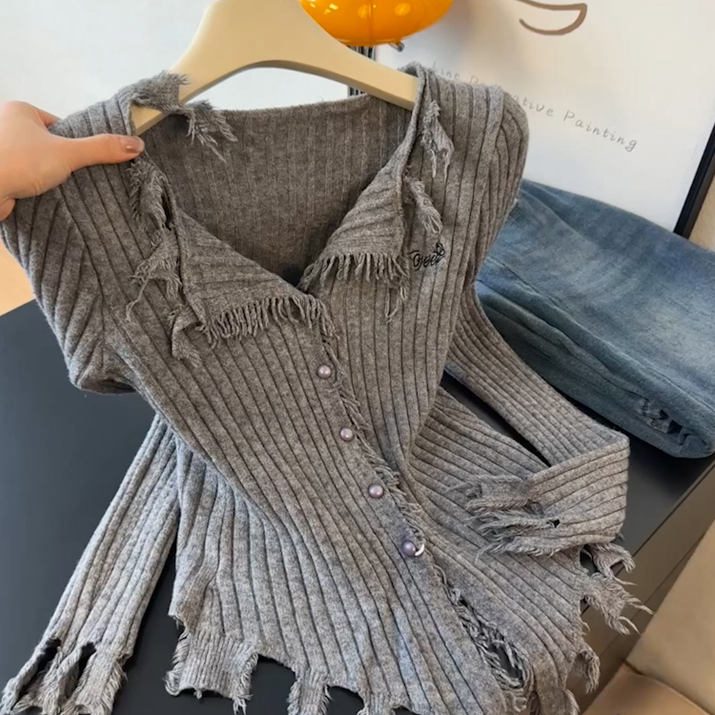 轻熟流苏破洞设计感v领针织衫女
