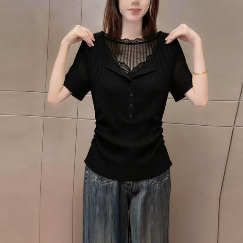 高级感黑色蕾丝拼接v领短袖t恤女
