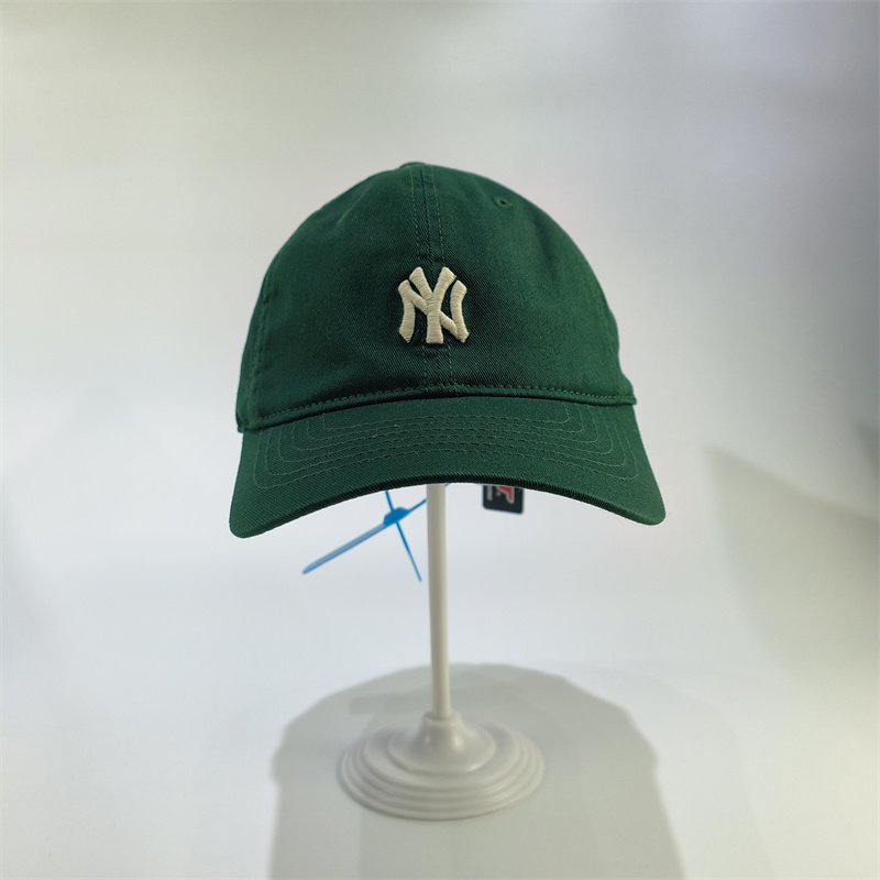 MLB情侣宽檐透气鸭舌帽街头