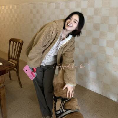 iFHHee曲奇小熊‘定制波点内衬 cute随穿随走摇粒绒短外套～