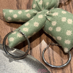 iFHHee 肥肥圈圈 2色 好品质 显脸小 基础百搭 耳环