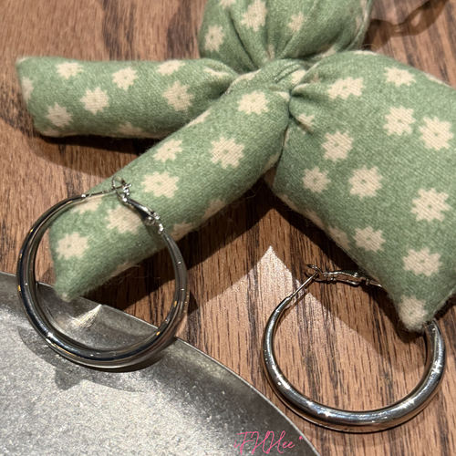 iFHHee 肥肥圈圈 2色 好品质 显脸小 基础百搭 耳环