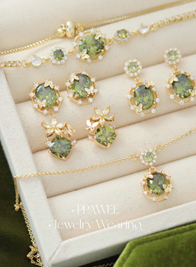 森尽绿意|森系绿色秋冬耳饰轻奢高级感锆石耳钉法式重工蝴蝶耳环