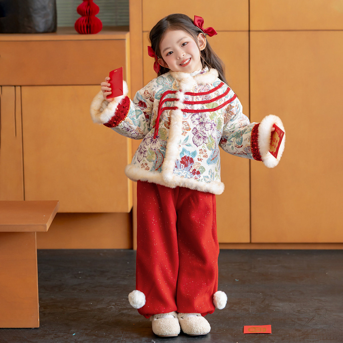 汉服女童2025冬款儿童新中式国风夹棉外套女孩红色加绒裤子拜年服,童装/婴儿装/亲子装,汉服,淘宝优惠券,粉丝福利购,淘宝优惠卷