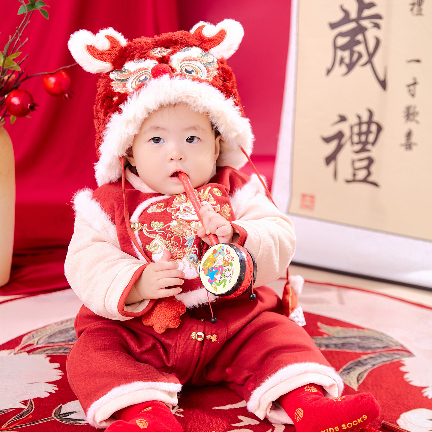 婴儿拜年服冬装男女宝宝连体衣满月百天抓周服红色可开档新年爬服