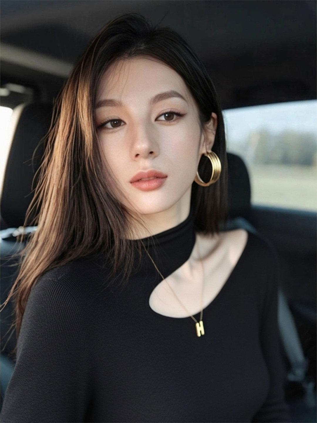 巨好看半高领挂脖长袖女秋冬内搭中领打底衫法式掐腰露肩高领上衣