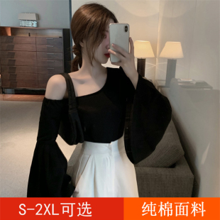 短款 性感斜领露肩T恤女ins2024秋季 设计感压褶喇叭袖 修身 上衣 新款