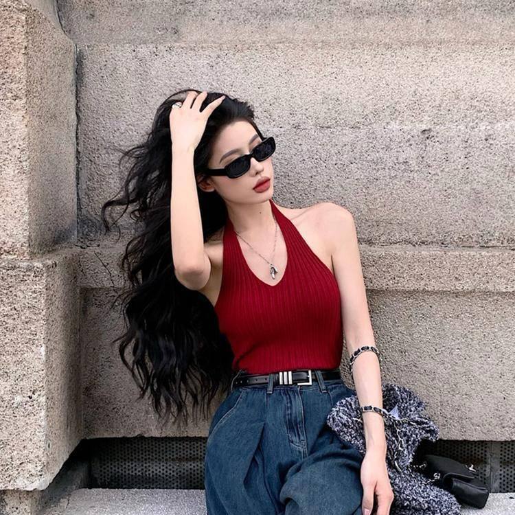 大码红色吊带背心女内搭新款夏季大胸遮副乳挂脖美背气质高级上衣