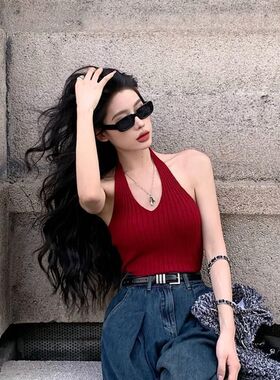 大码红色吊带背心女内搭新款夏季大胸遮副乳挂脖美背气质高级上衣