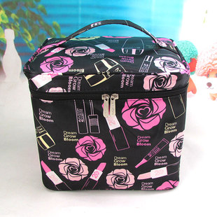 化妆包旅行可爱手提超大号大容量防水多功能便携收纳包