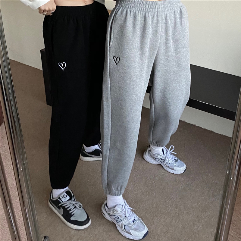 Real shot and real price ා embroidered love shows thin and high versatile casual sports pants and Leggings