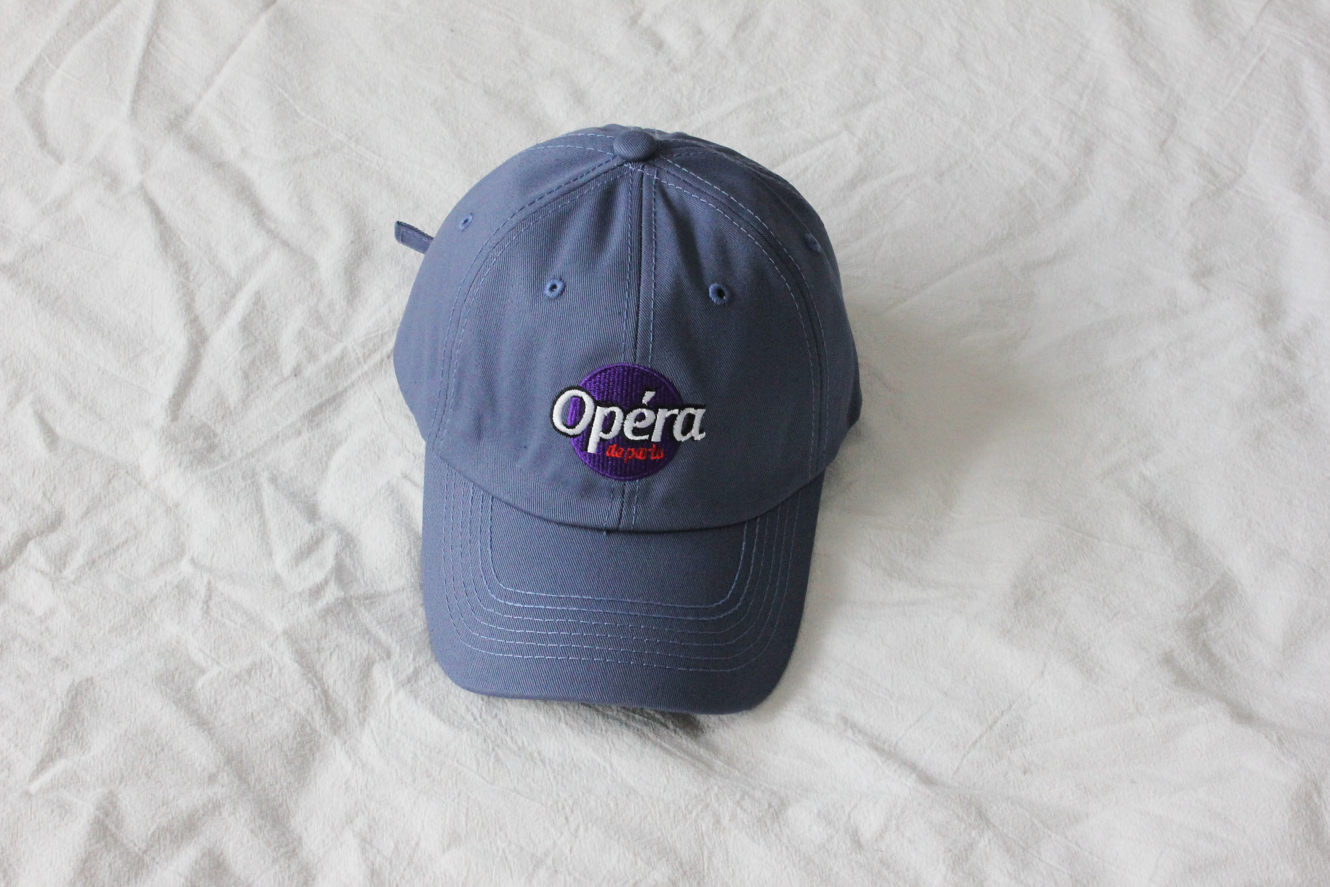 喔噗ra 圆标刺绣灰蓝休闲百搭可调节棒球帽弯檐鸭舌帽男女通戴在类目 服饰配件/皮带/帽子/围巾, 帽子中 - 来自Buy2taobao.com提供专业的淘宝代购服务