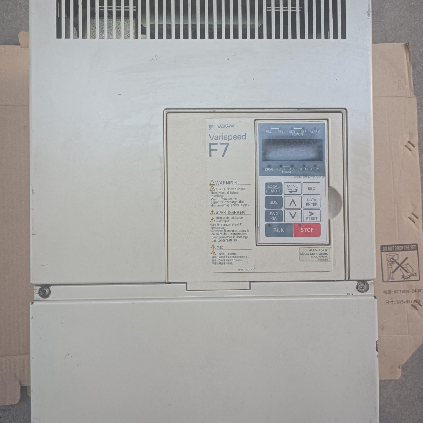 安川变频器     CIMR-F7B4045    45千瓦