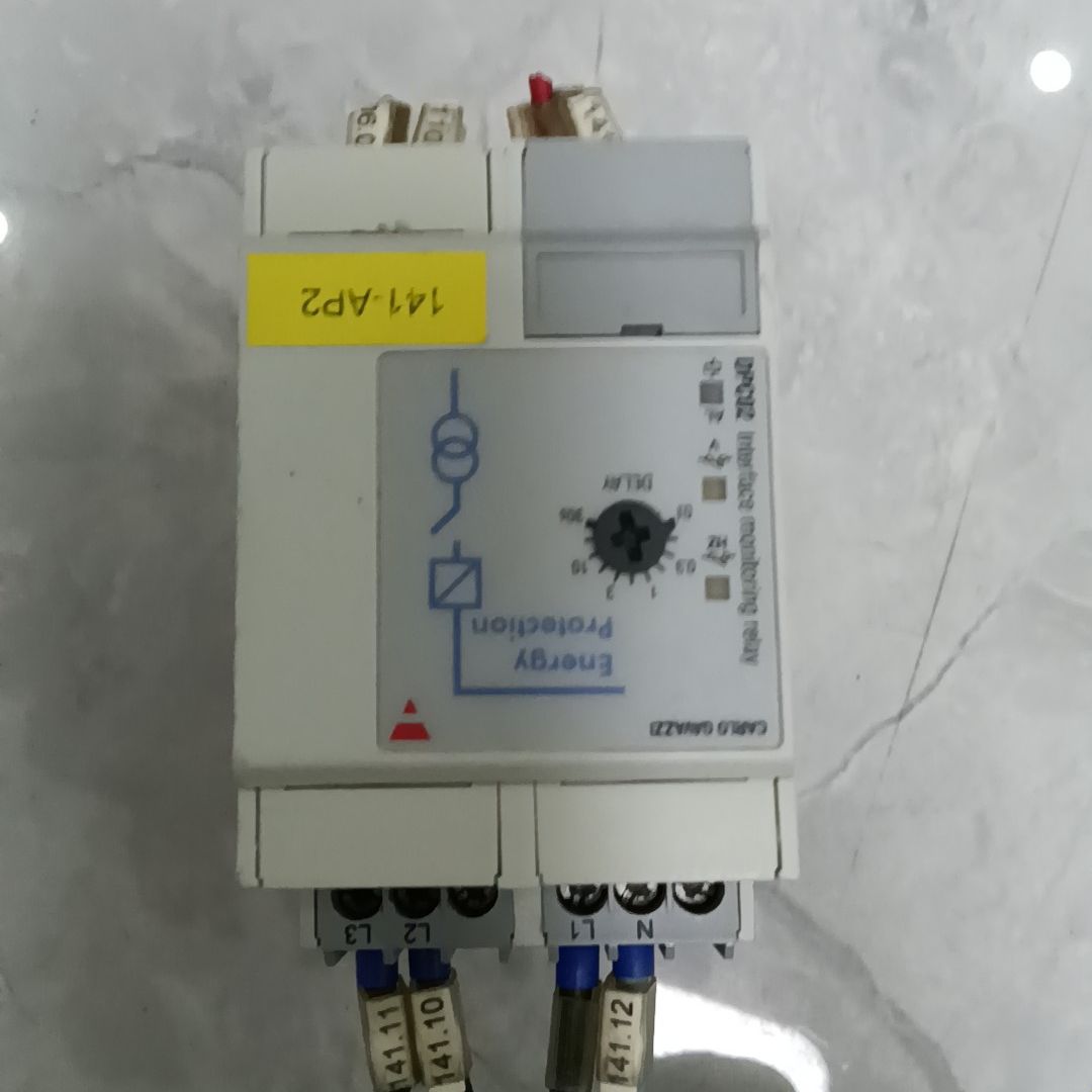 出这款佳乐PUA01CB23500V交直流过欠电压保护器色如