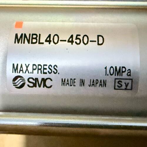 日本 MNBL40-450-D带锁紧标准气缸