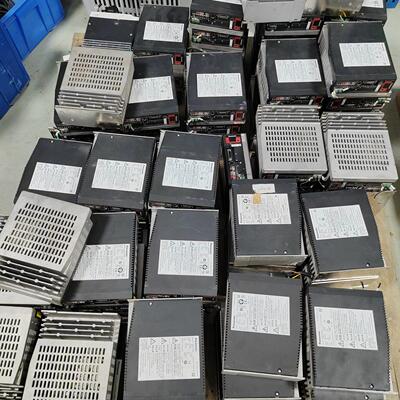 MCDJT3220 伺服驱动器750w 配套电机也有 二