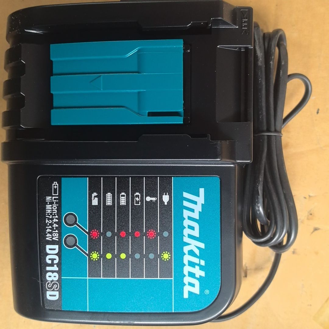 牧田18v充电器DC18SD有编号锂电充电器牧田18v标充